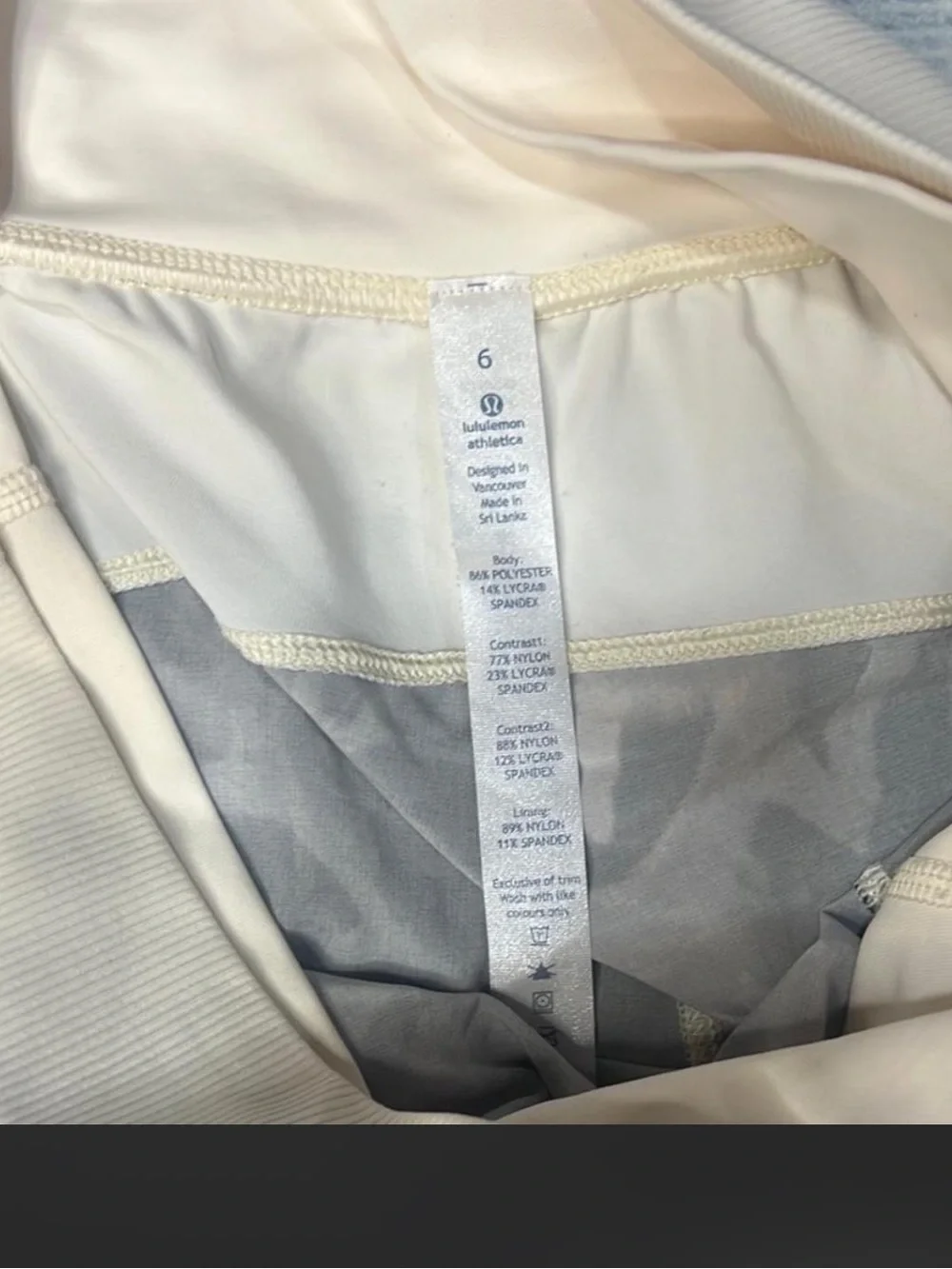 Lululemon size 6
